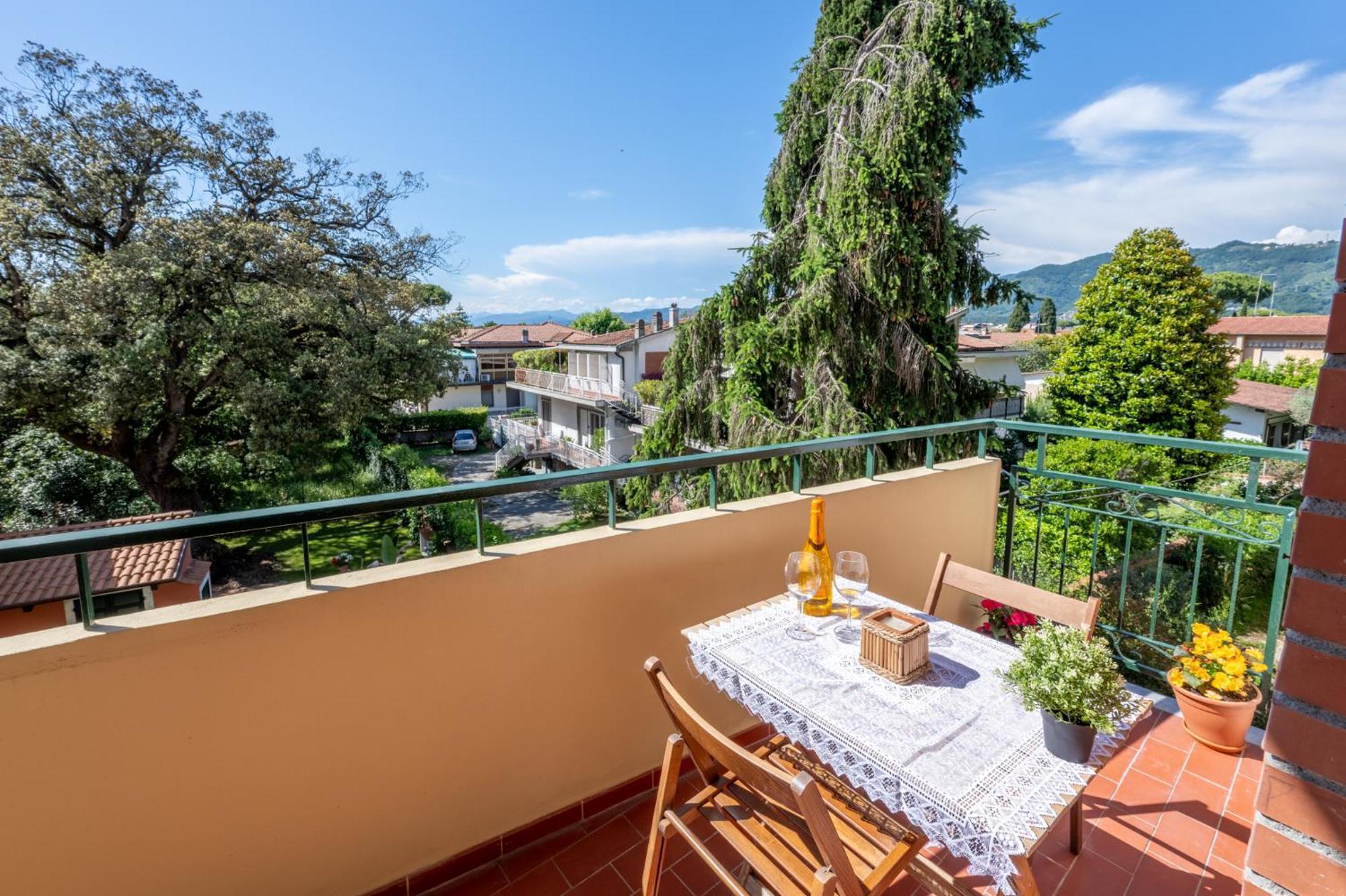 New Luxury 2Bdr Terrace, Views, Ac Appartement Marina Di Carrara Buitenkant foto