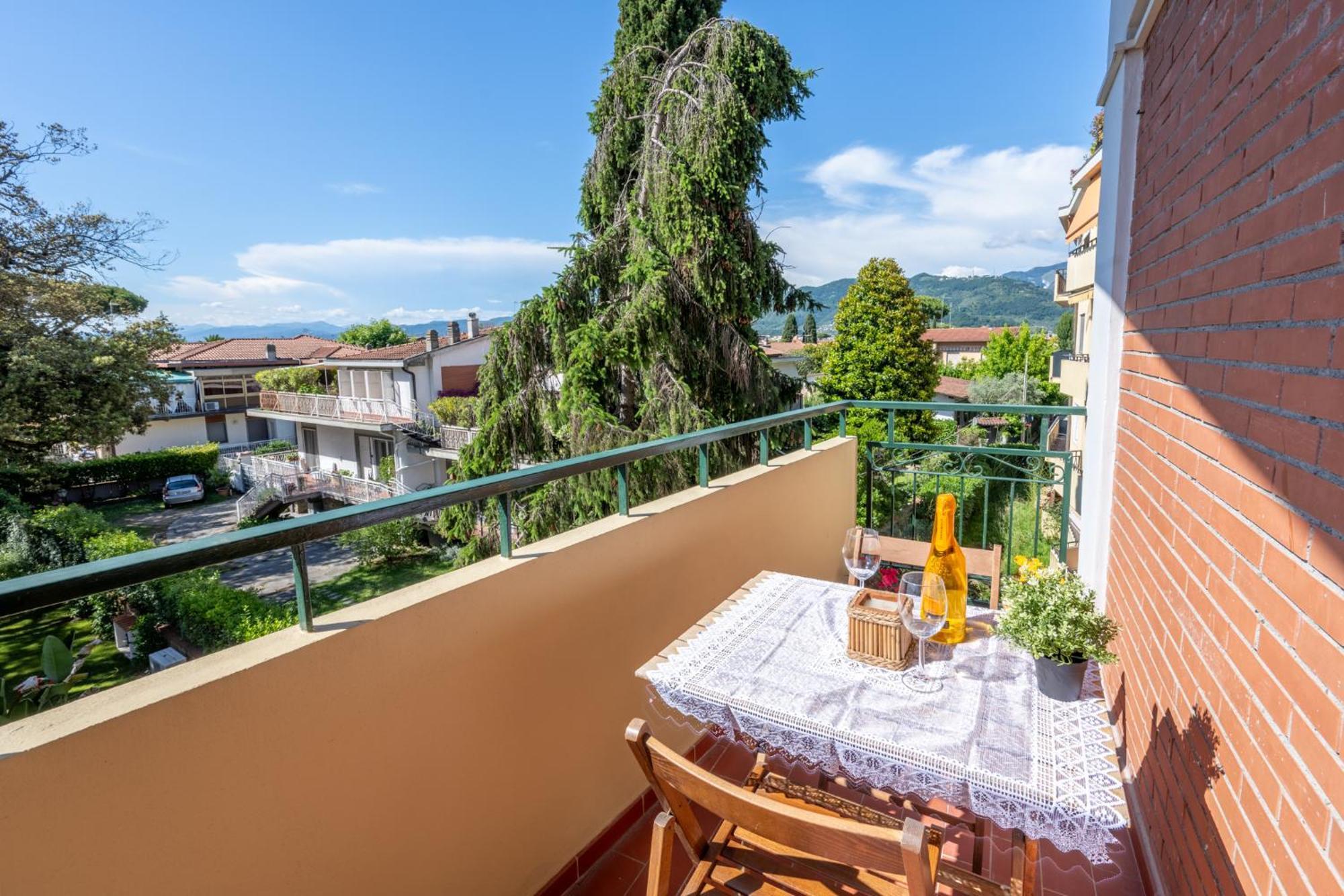 New Luxury 2Bdr Terrace, Views, Ac Appartement Marina Di Carrara Buitenkant foto