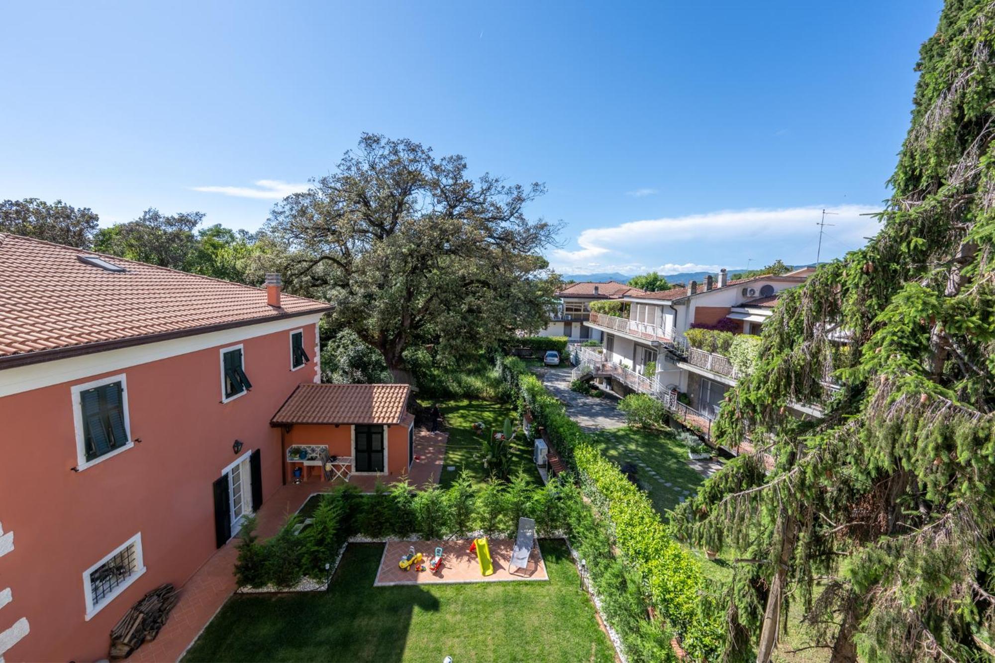 New Luxury 2Bdr Terrace, Views, Ac Appartement Marina Di Carrara Buitenkant foto