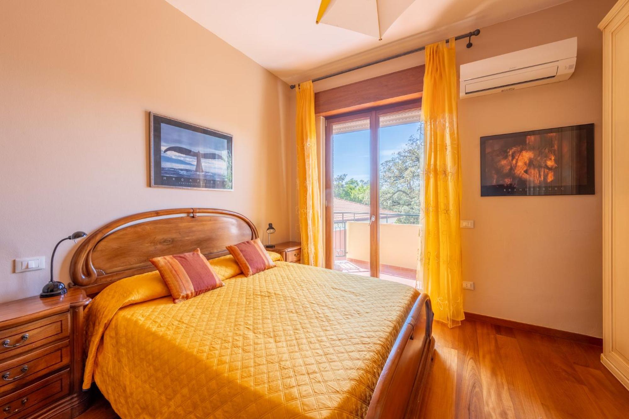 New Luxury 2Bdr Terrace, Views, Ac Appartement Marina Di Carrara Buitenkant foto