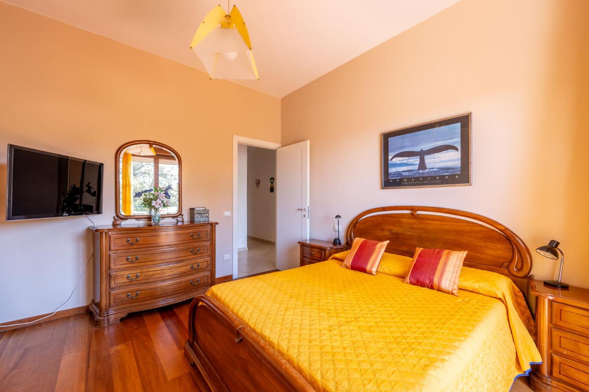New Luxury 2Bdr Terrace, Views, Ac Appartement Marina Di Carrara Buitenkant foto