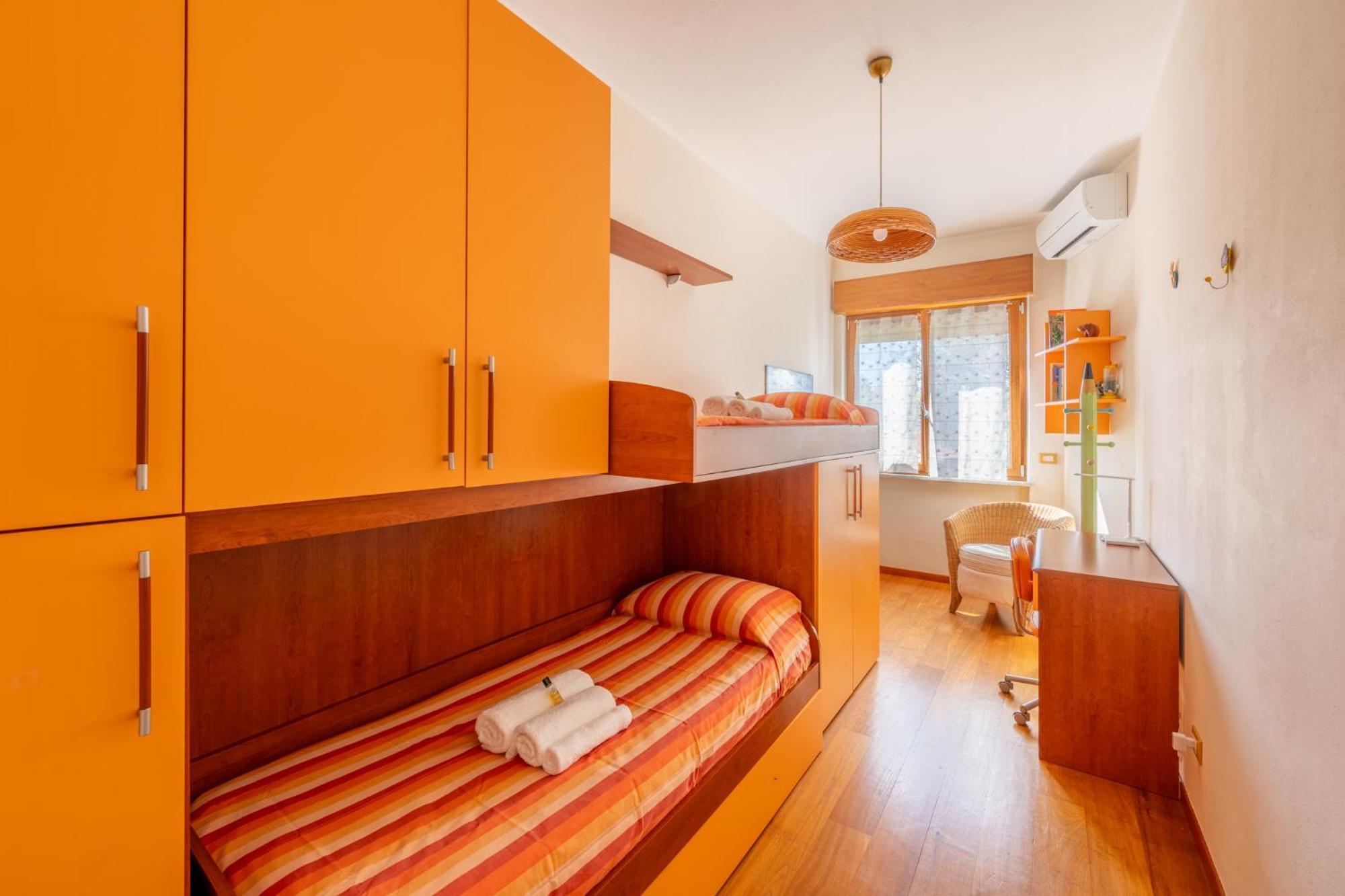 New Luxury 2Bdr Terrace, Views, Ac Appartement Marina Di Carrara Buitenkant foto