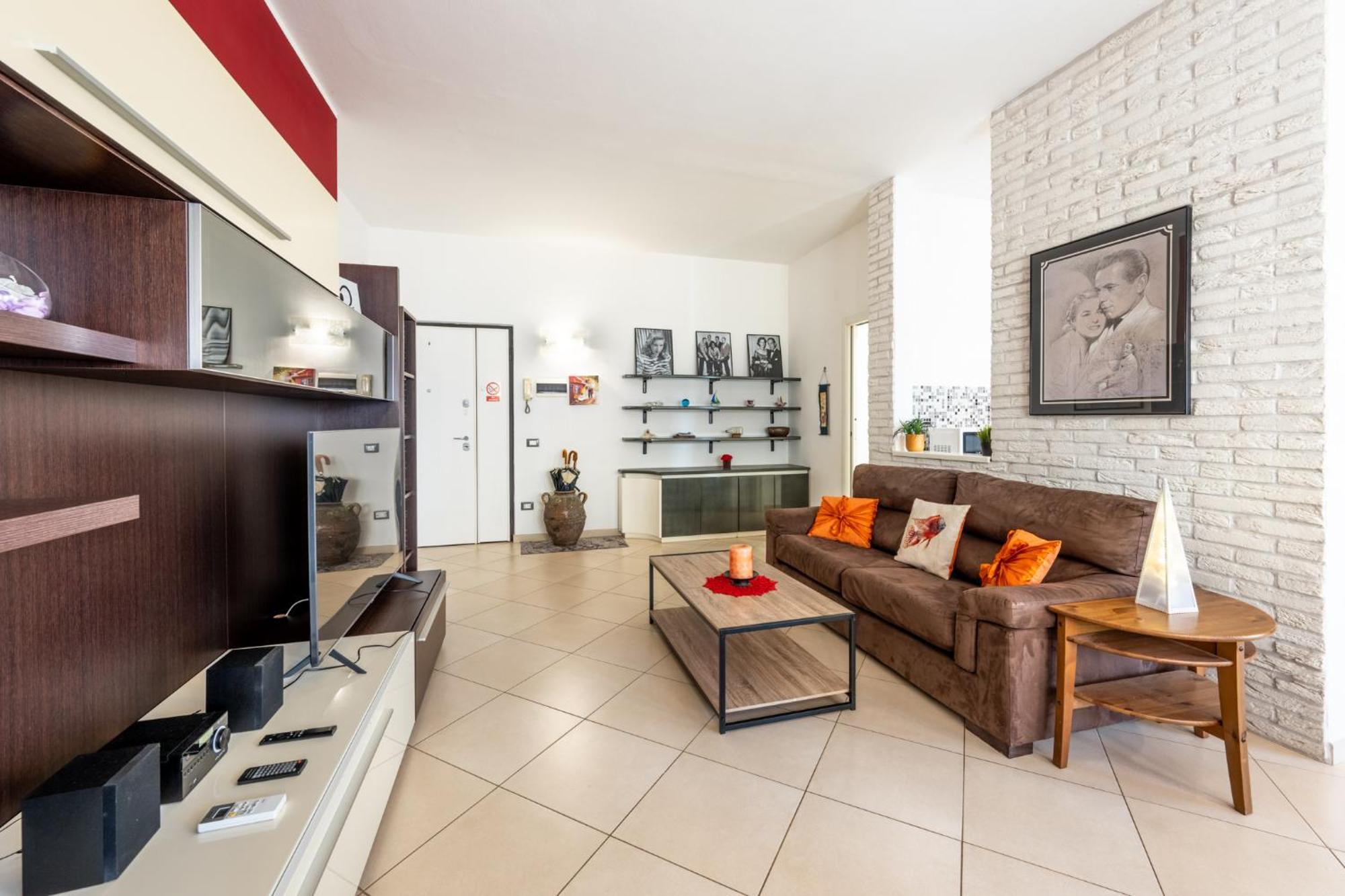 New Luxury 2Bdr Terrace, Views, Ac Appartement Marina Di Carrara Buitenkant foto
